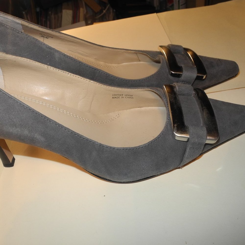 Ellen Tracey - Suede Silver Gray